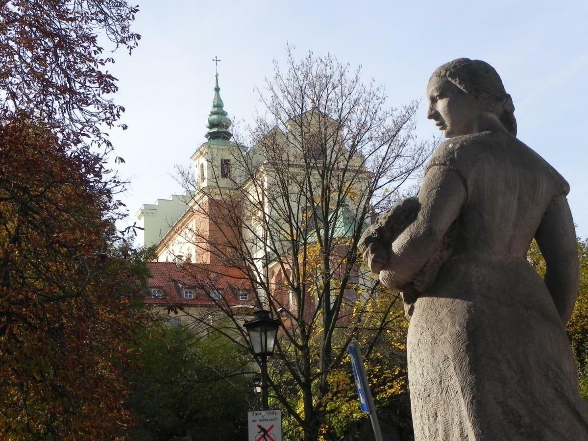 Mariansztat -old Town Butas